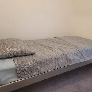 single-room-near-cheltenham-high-gl50-3jz.cardiffhotelswales.com/